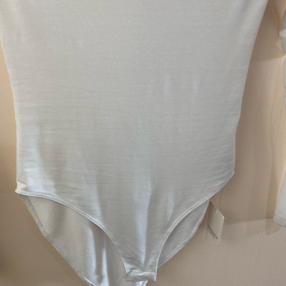 Mangopop Mock Neck Bodysuit NWT - Picture 7 of 11